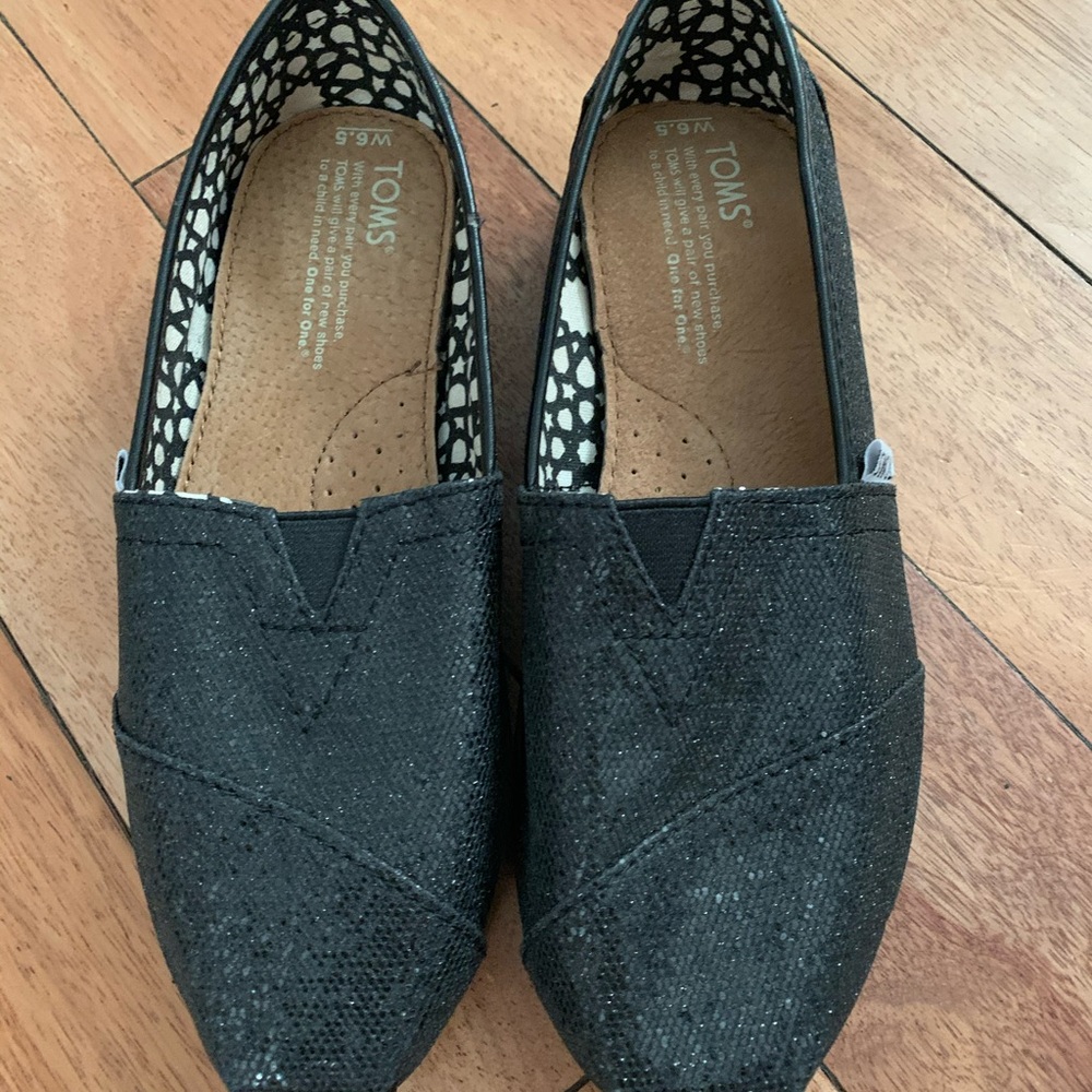 Toms classic canvas slip on shoes sparky black